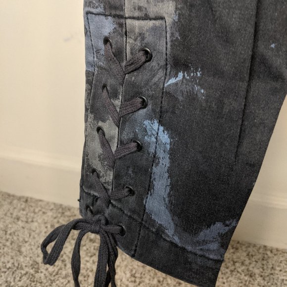 H&M L.O.G.G. Multi Blue Fitted Jeans with Lace-up Detail - Picture 3 of 4